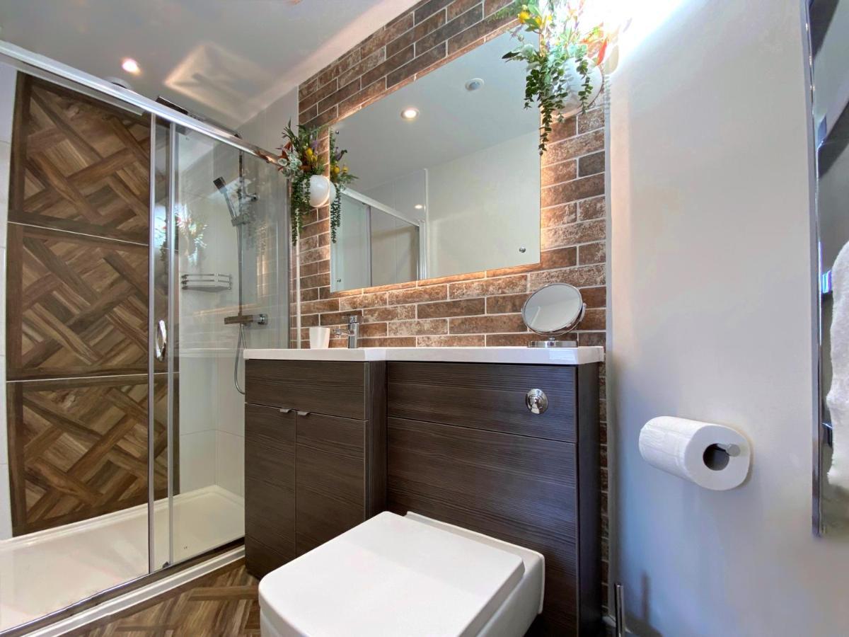 Hambrook House Canterbury - New Luxury Guest House With Espa Spa Complex Екстер'єр фото