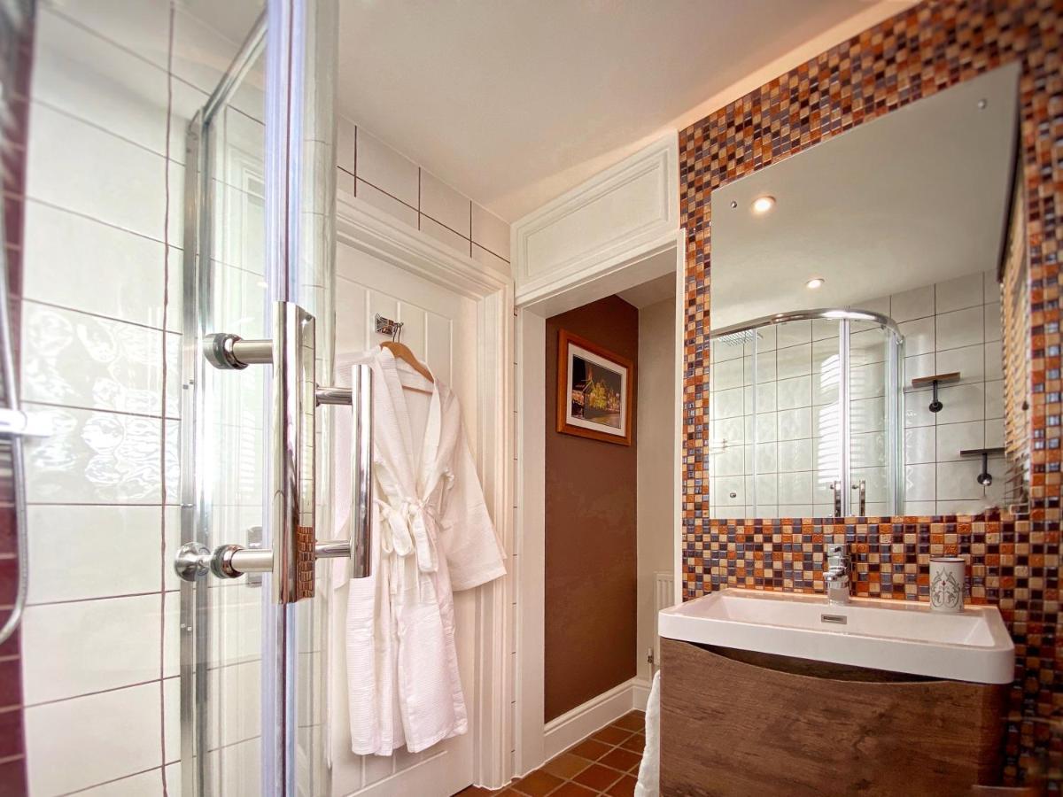 Hambrook House Canterbury - New Luxury Guest House With Espa Spa Complex Екстер'єр фото