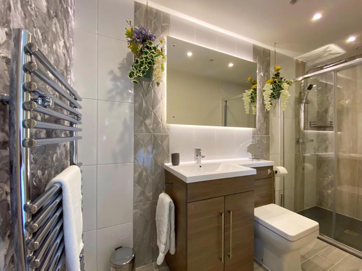 Hambrook House Canterbury - New Luxury Guest House With Espa Spa Complex Екстер'єр фото