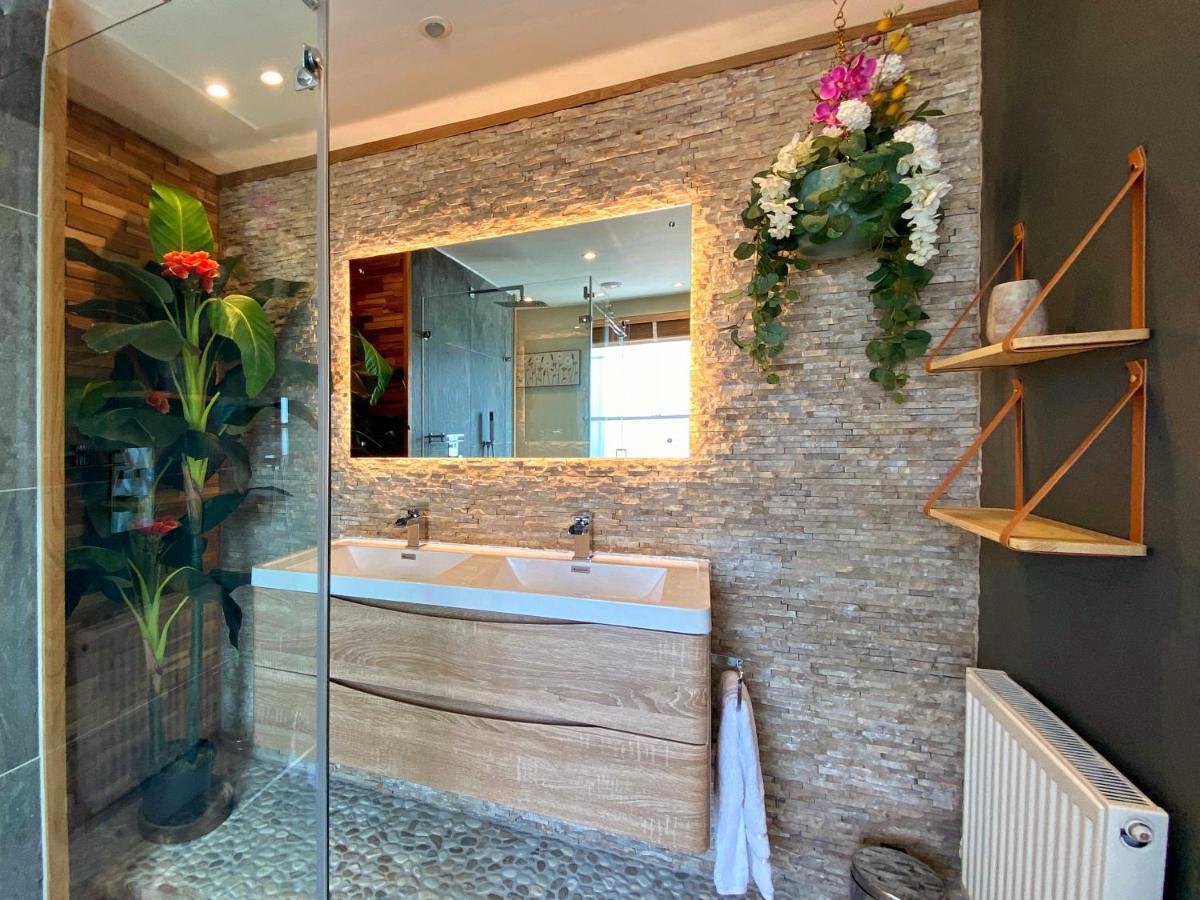 Hambrook House Canterbury - New Luxury Guest House With Espa Spa Complex Екстер'єр фото